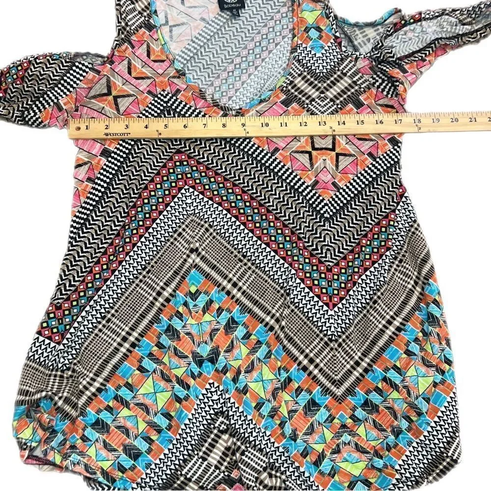 Bobeau Printed Cold Should Blouse. Very Soft! Size Medium. Great Condition!!